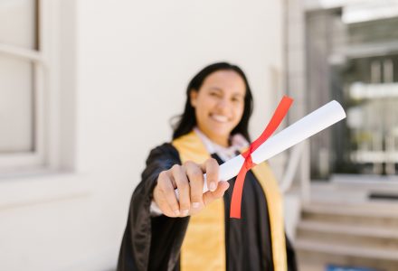 Études aux États-Unis : comment obtenir un diplôme américain sans quitter la France ?